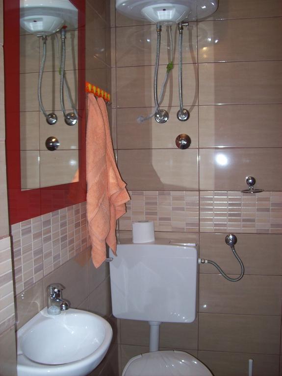 Lukic Apartmani Bar Habitación foto