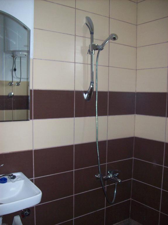 Lukic Apartmani Bar Habitación foto